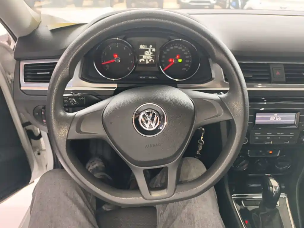 Volkswagen Bora — миниатюра 11