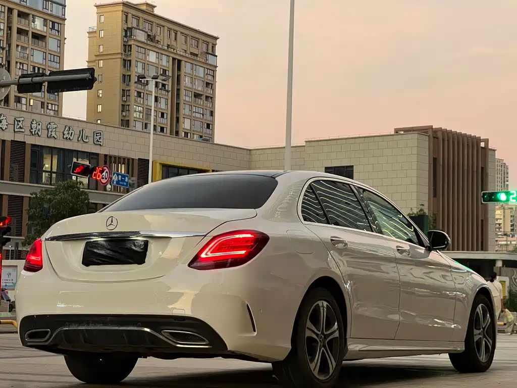 MERCEDES-BENZ  C CLASS