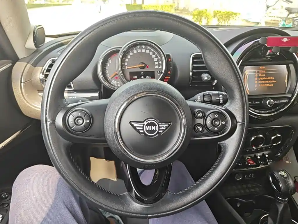 MINI Mini Clubman — миниатюра 11