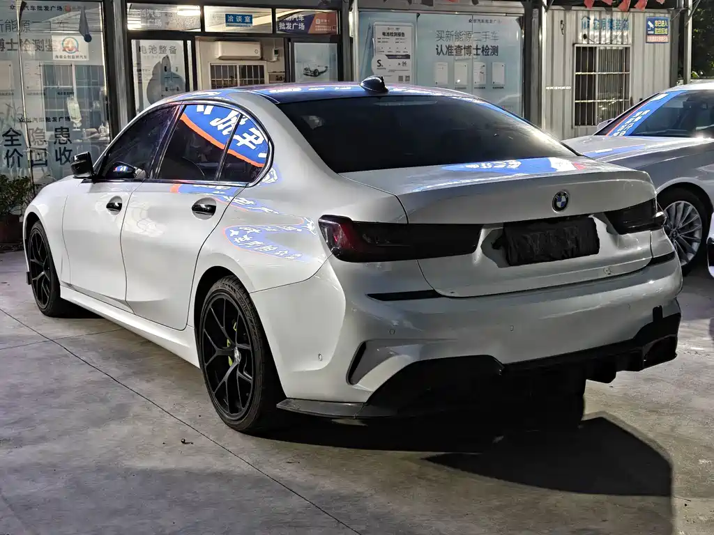 BMW 3 Series — миниатюра 7