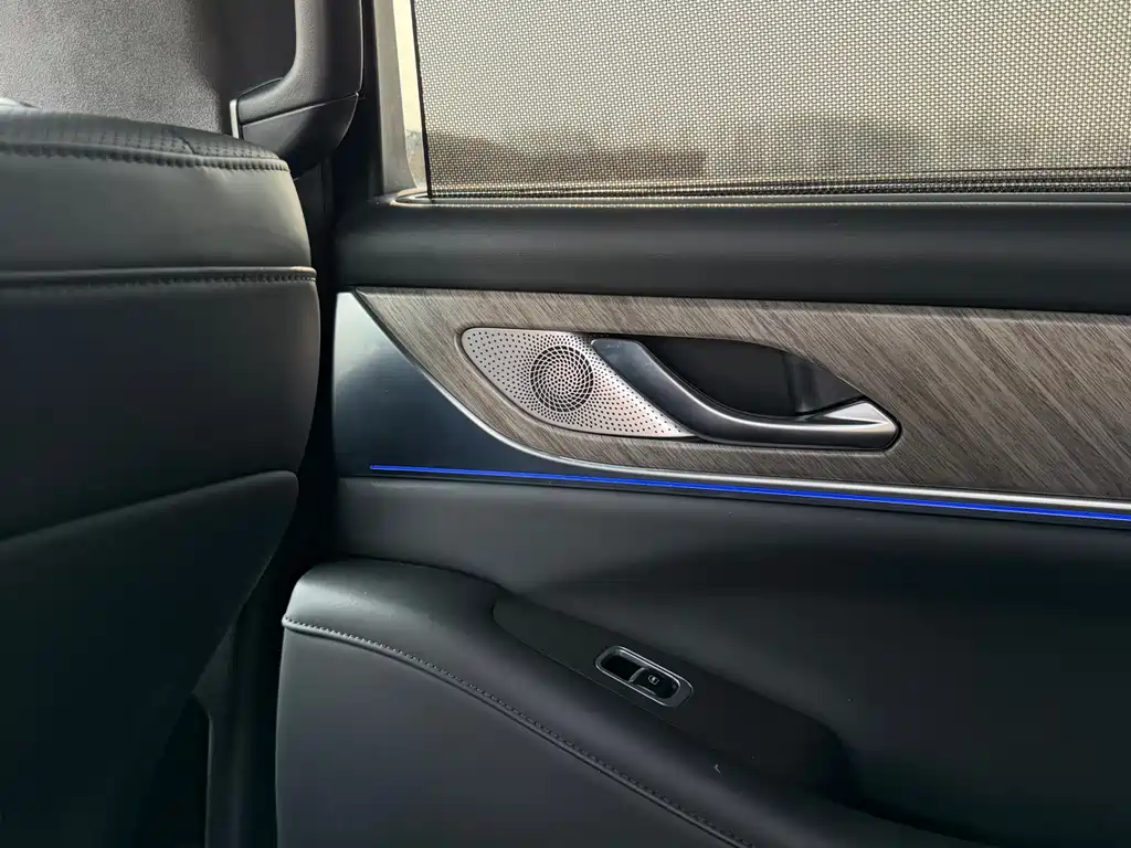 WEI PAI WEI BRAND BLUE MOUNTAIN