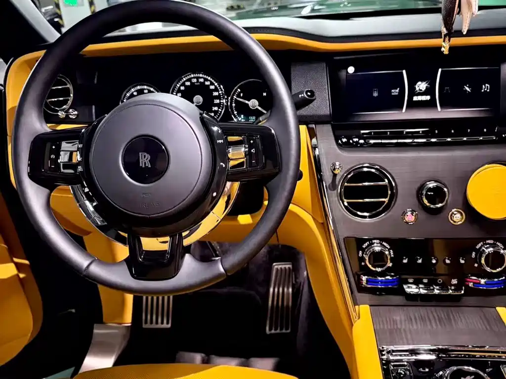 Rolls-Royce Cullinan — миниатюра 6