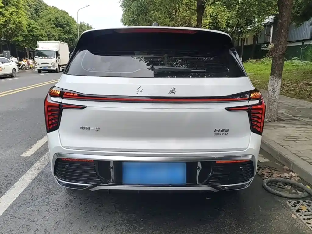 Hongqi Hongqi HS3 — миниатюра 6