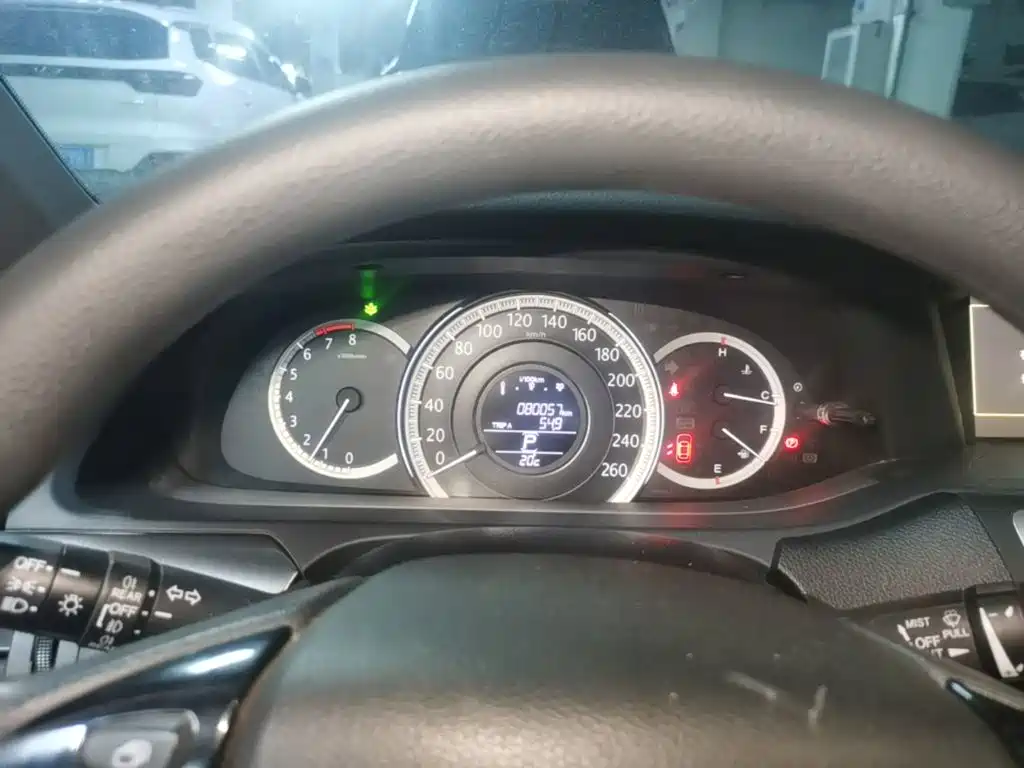 Honda Accord — миниатюра 12