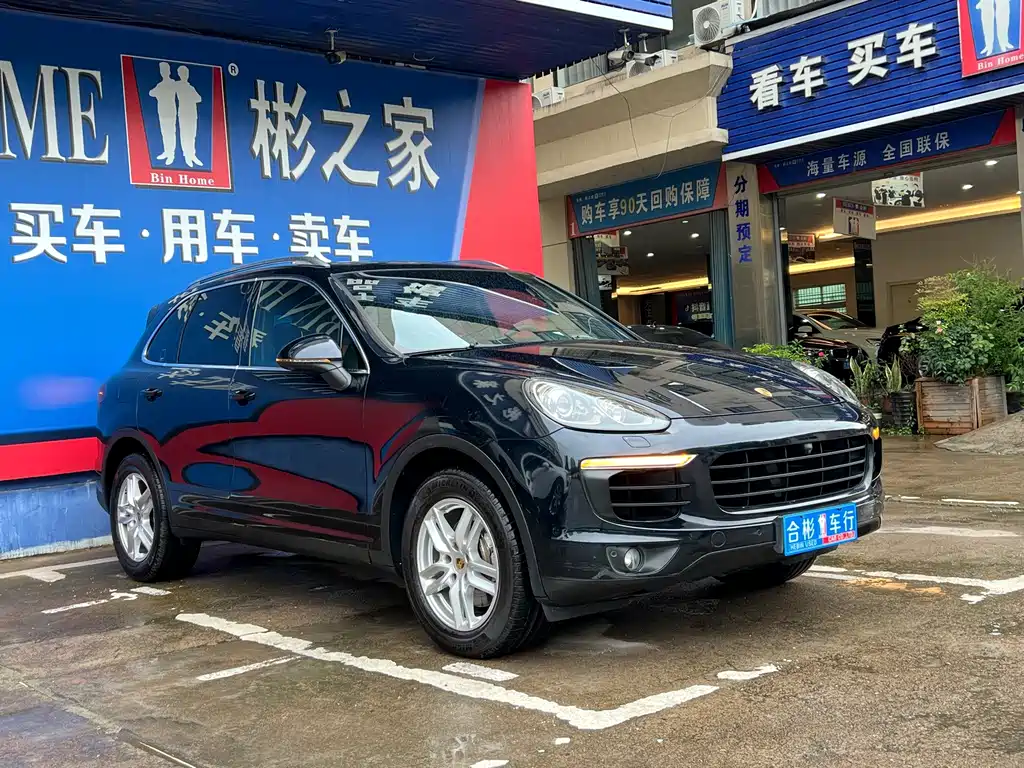 Porsche Cayenne — миниатюра 16