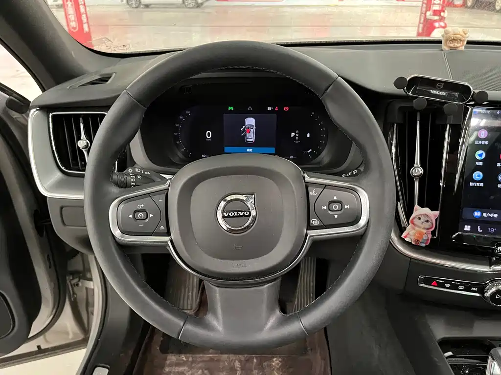 Volvo XC60 — миниатюра 4