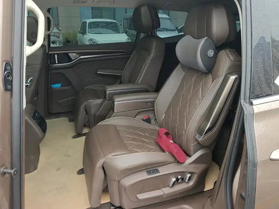 Volkswagen Viloran — миниатюра 11