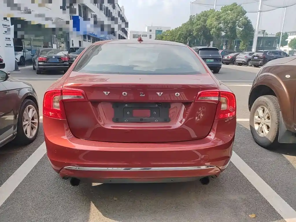 Volvo S60 — миниатюра 6