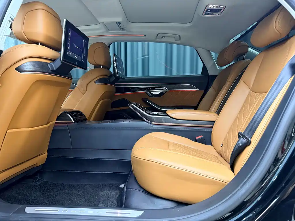 Audi A8 — миниатюра 17