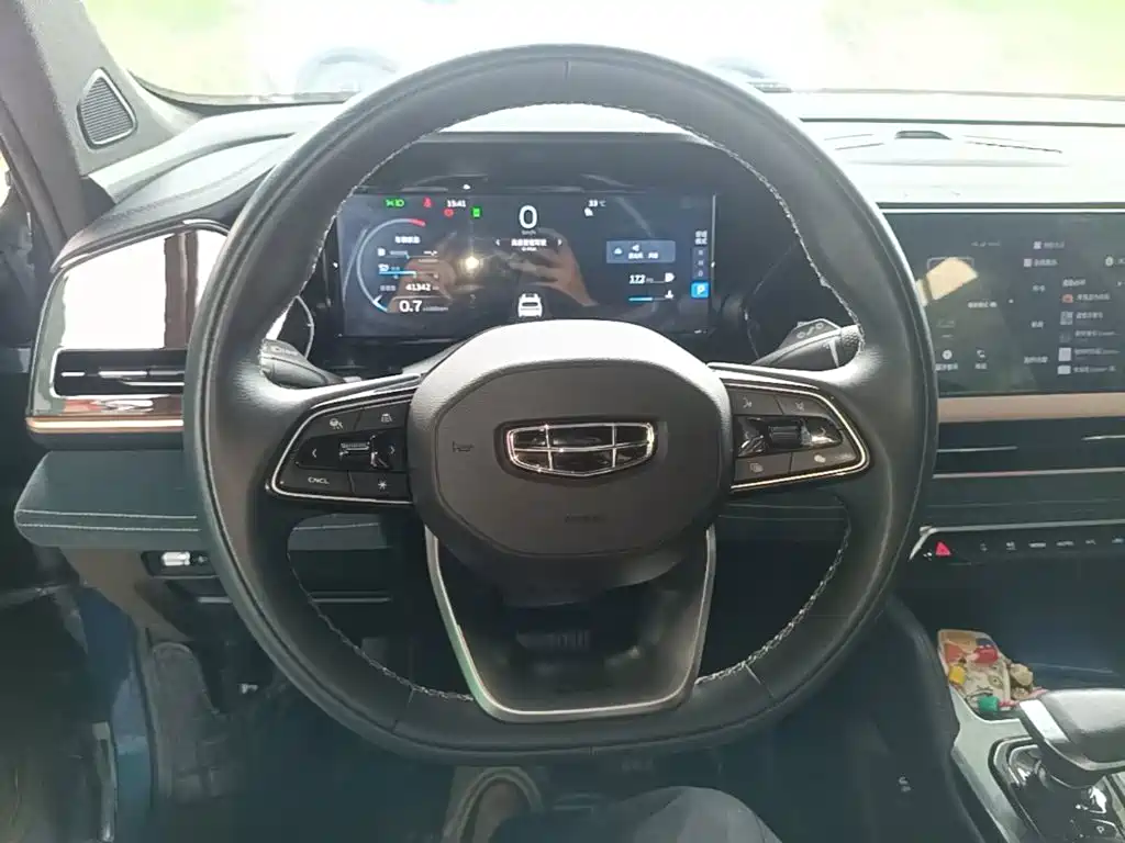 Geely Xingyue L — миниатюра 11
