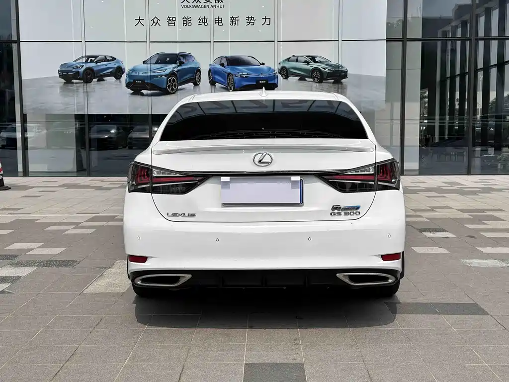 Lexus GS — миниатюра 3