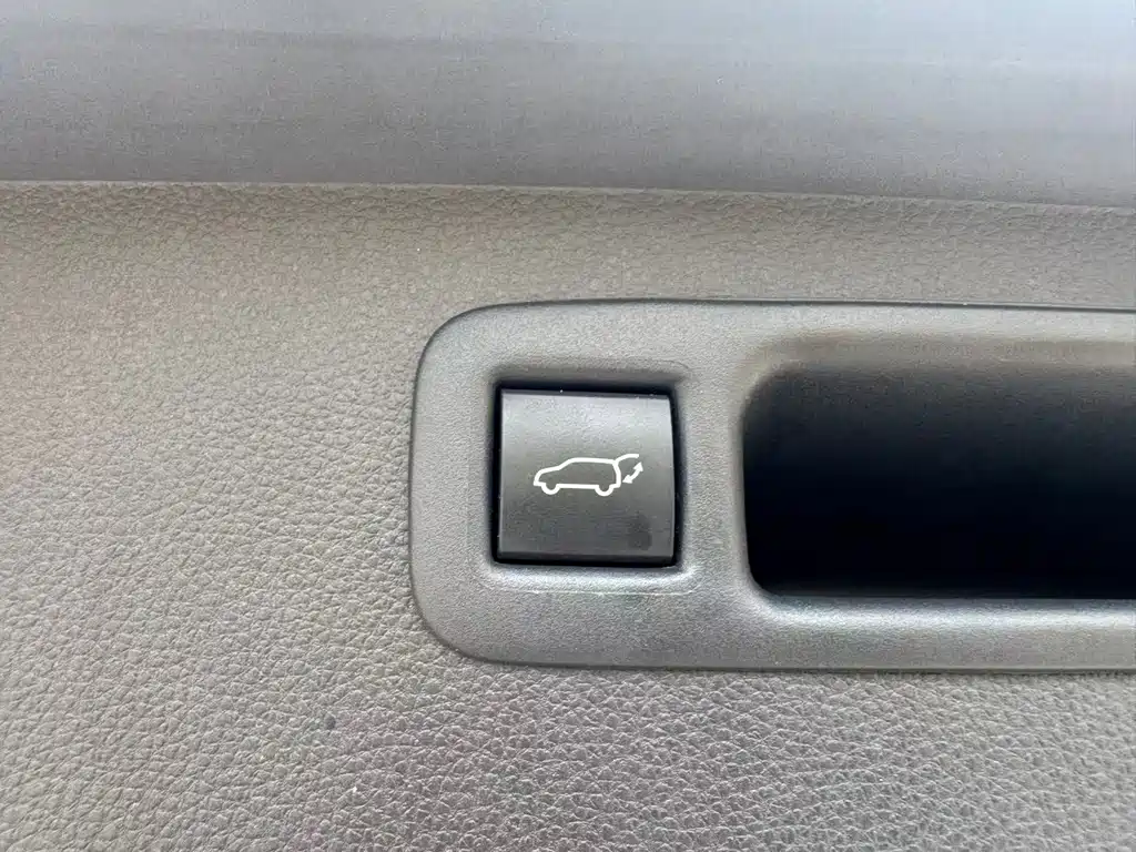 Toyota Highlander — миниатюра 24
