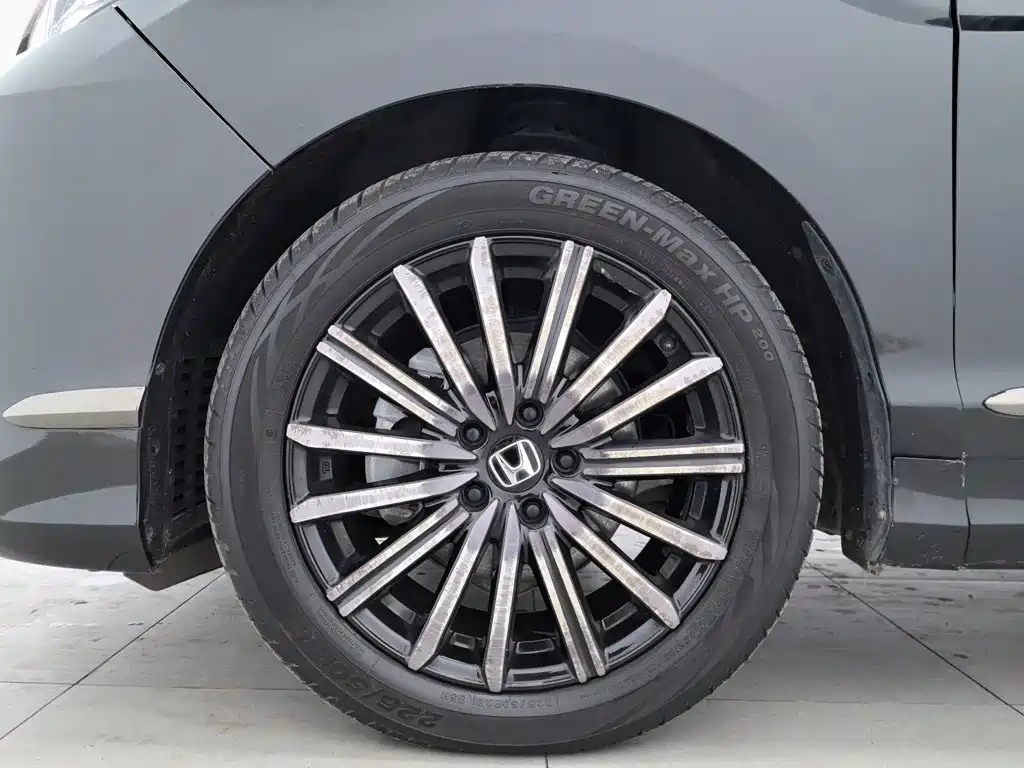 Honda Elysion — миниатюра 17