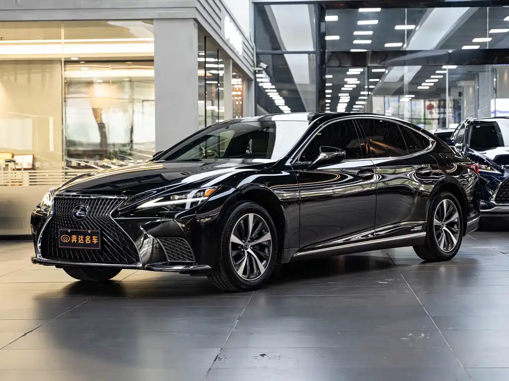 Lexus LS