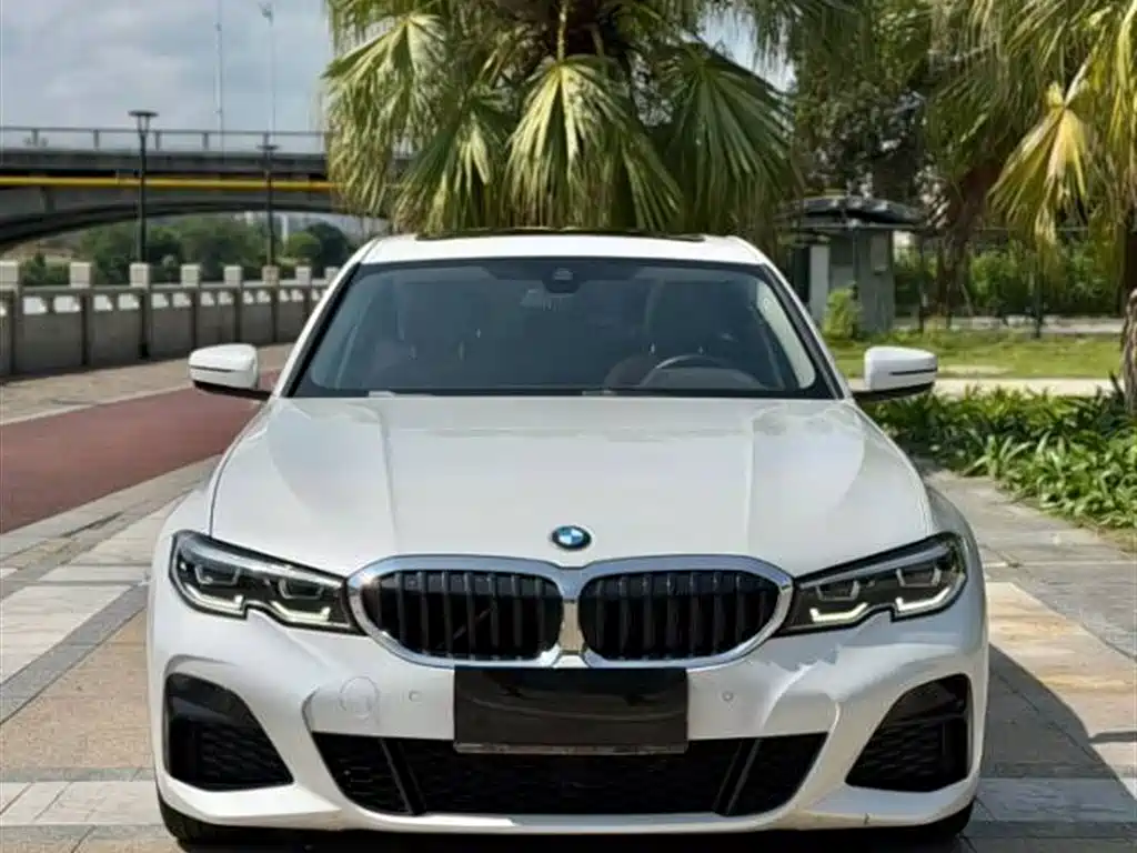 BMW 3 Series 2021
