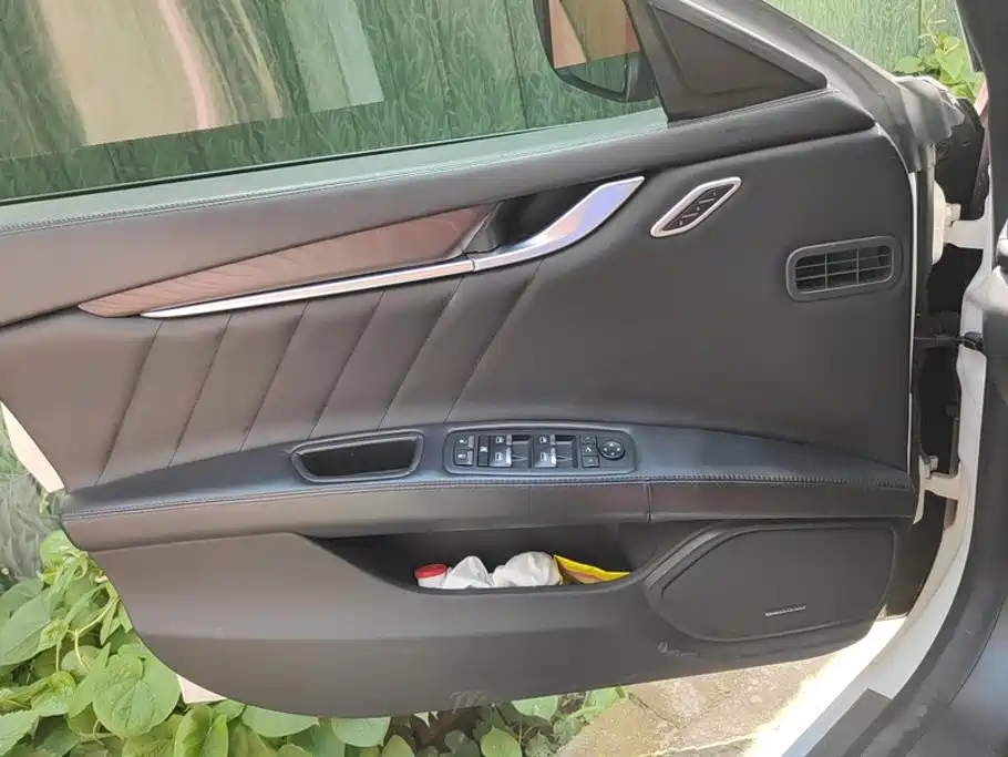 Maserati Ghibli 2019 3.0T Luxury V
