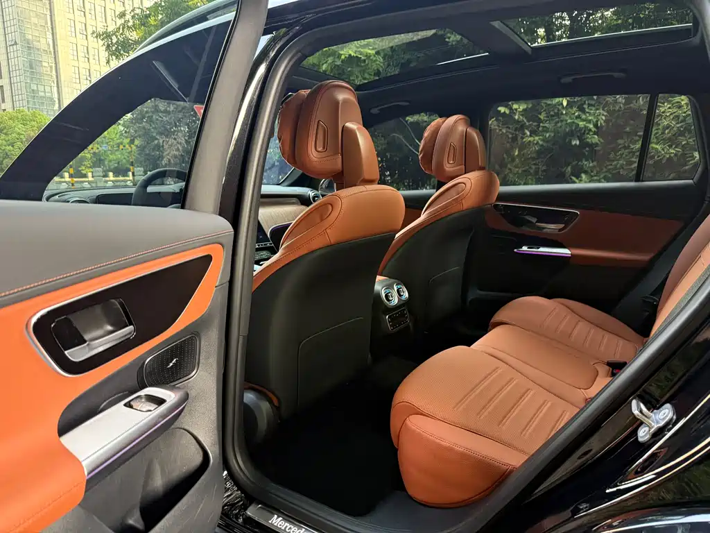 Mercedes-Benz GLC 2025 GLC 300 L 4MATIC 5 мест