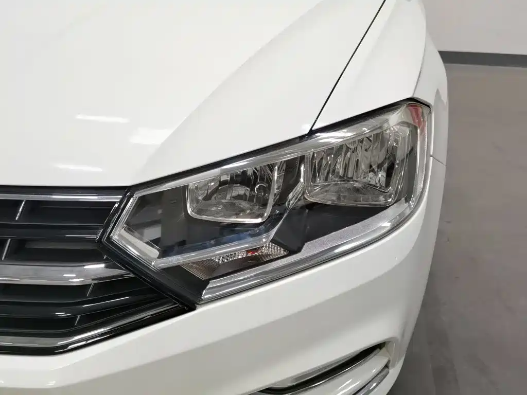 Volkswagen Bora — миниатюра 7