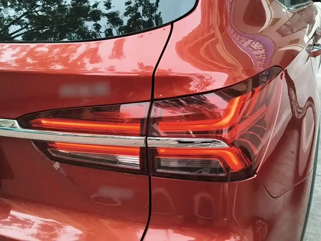 Roewe RX5 — миниатюра 8