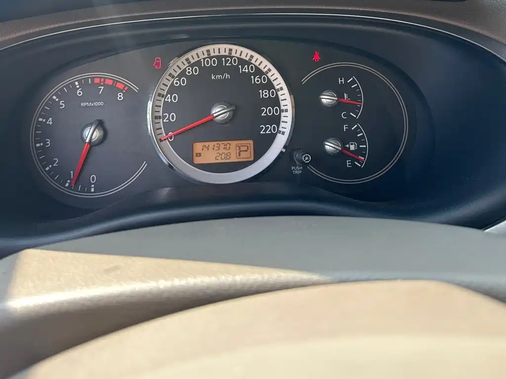Nissan Quest — миниатюра 11