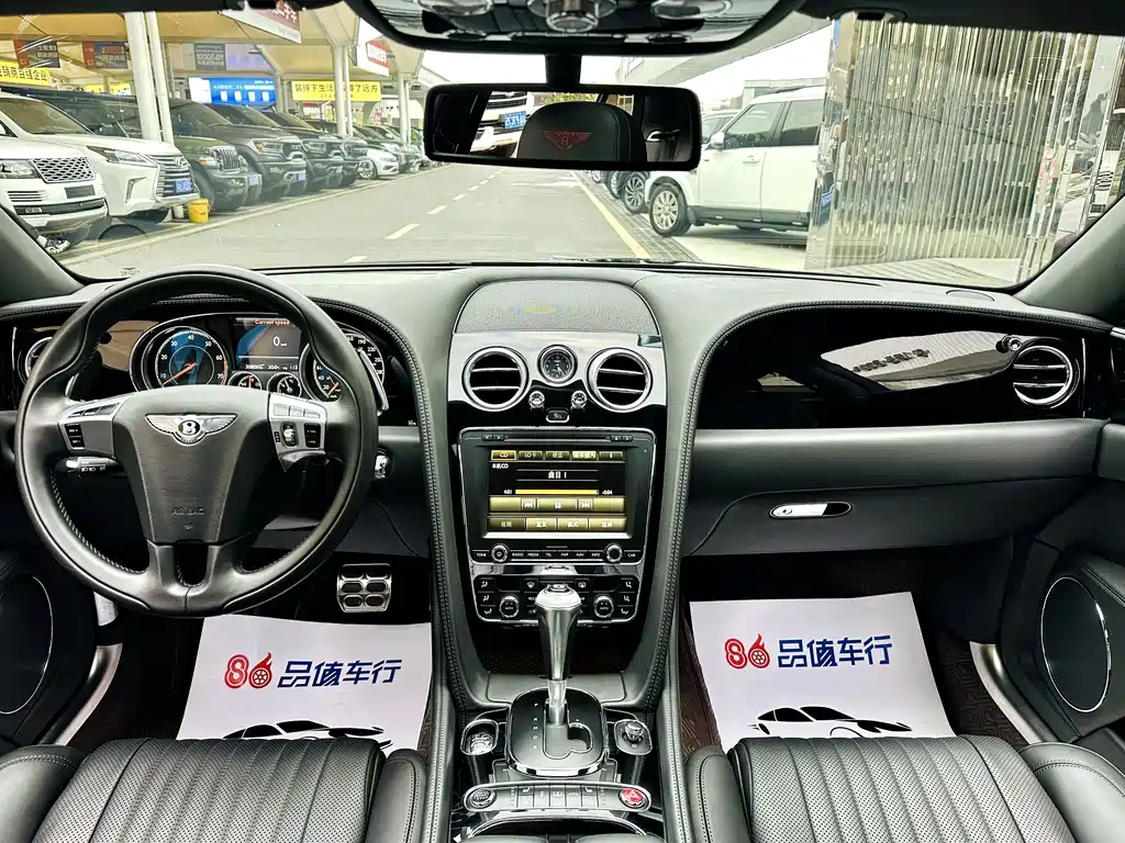 Bentley Flying Spur — миниатюра 6