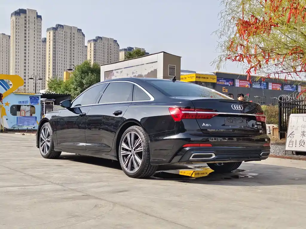 Audi A6L — миниатюра 6