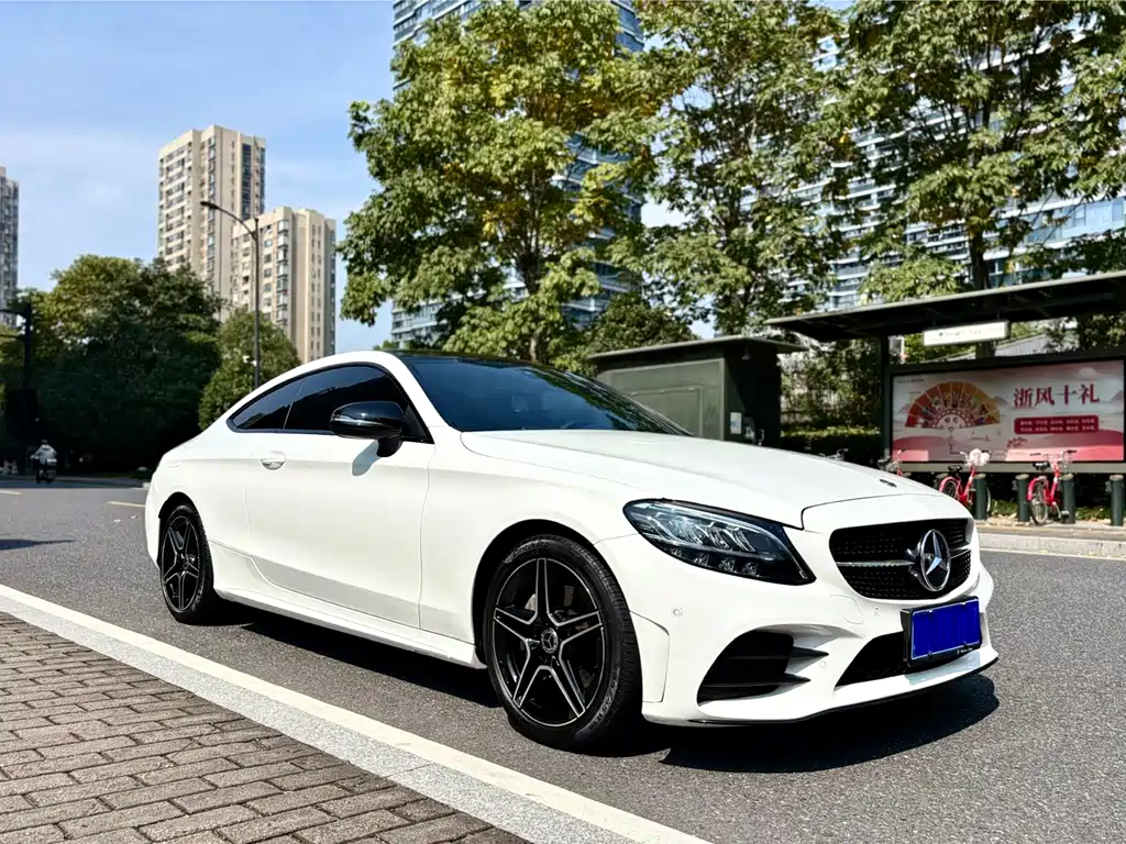 Mercedes-Benz C-Class (Import) — миниатюра 3