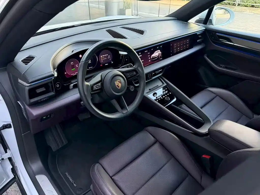 Porsche Macan EV — миниатюра 8