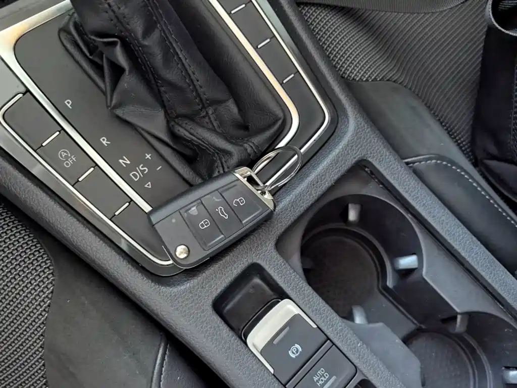 Volkswagen Golf — миниатюра 9