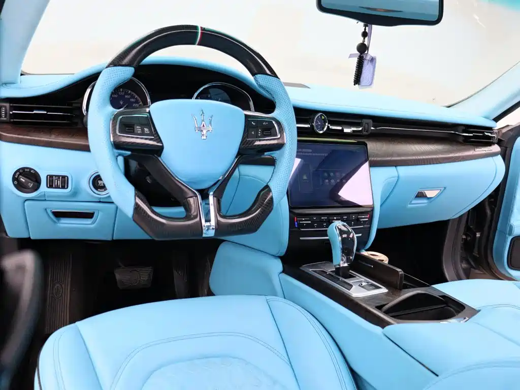 Maserati Quattroporte — миниатюра 10