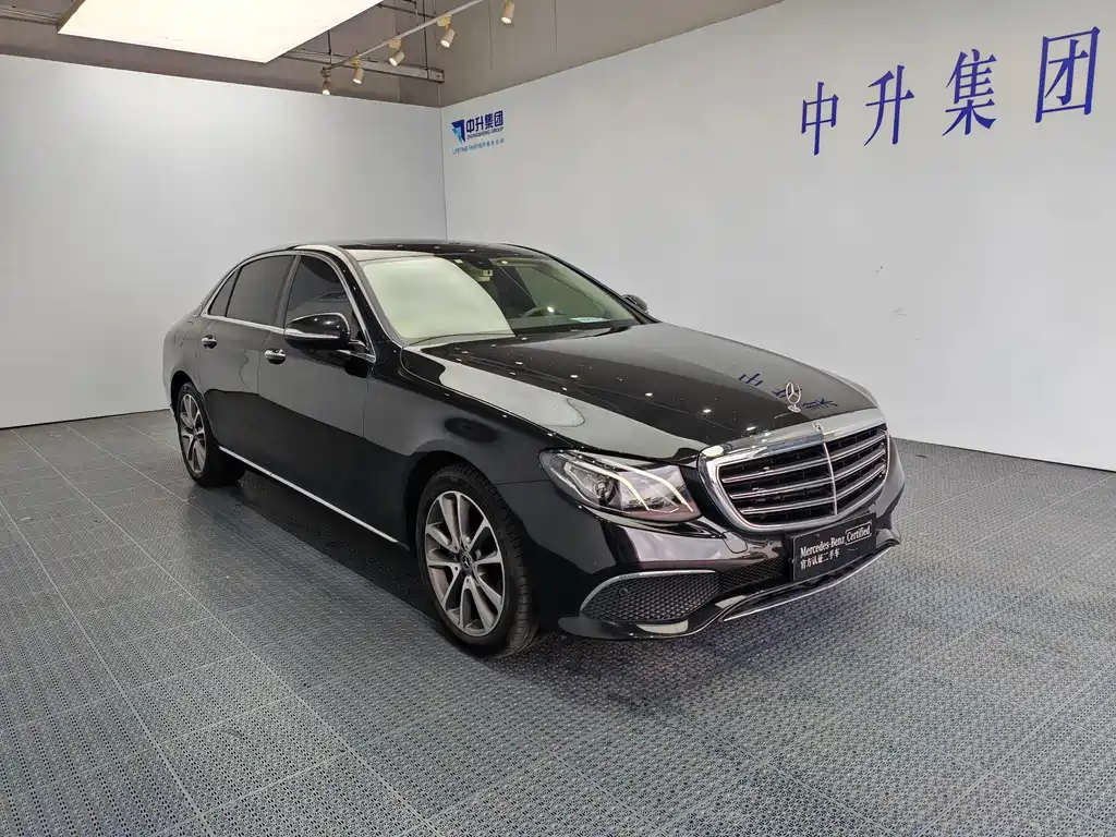 Mercedes-Benz E-Class — миниатюра 3