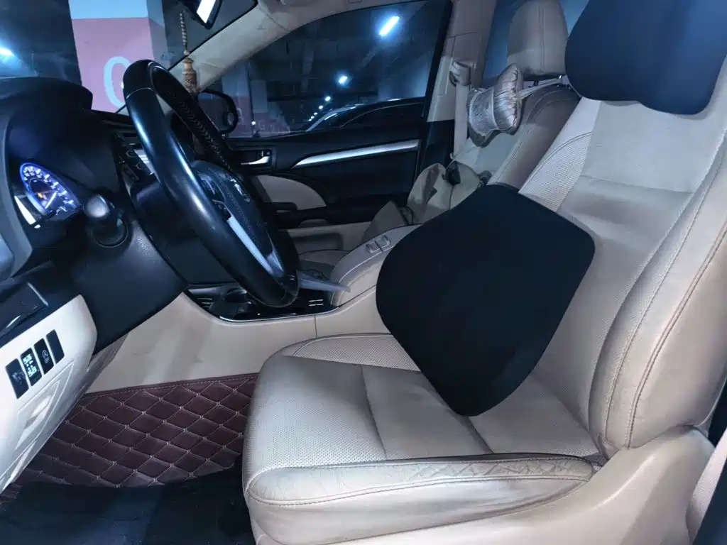 Toyota Highlander — миниатюра 8