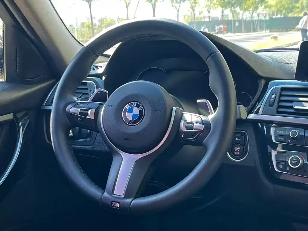 BMW 3 Series — миниатюра 23