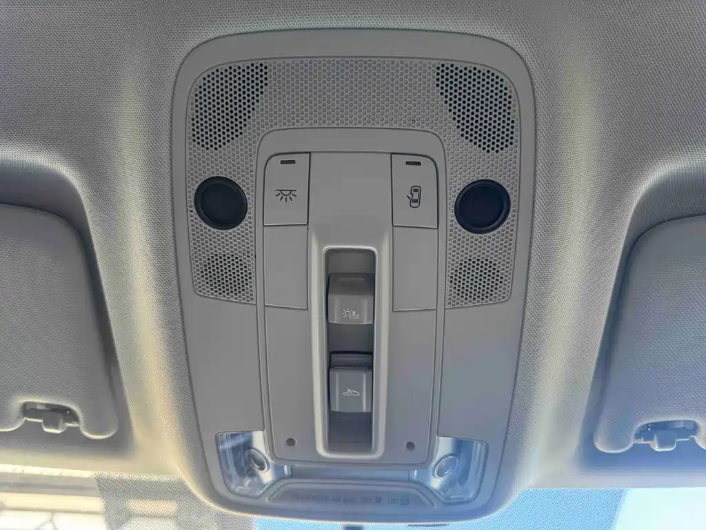Audi Q3 — миниатюра 14