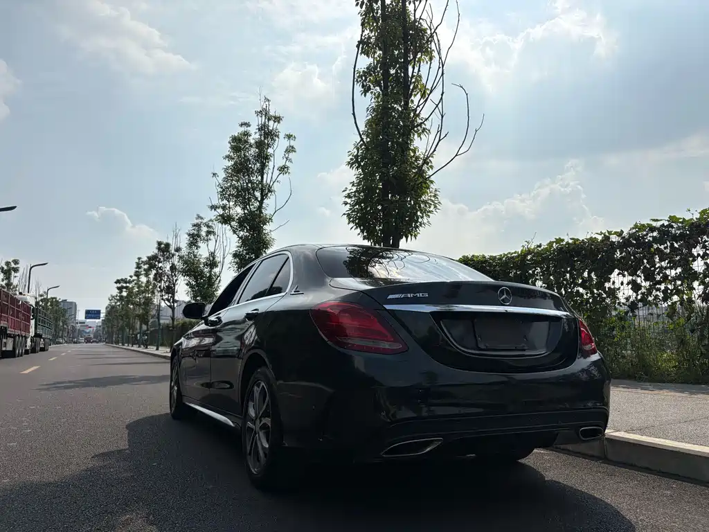 Mercedes-Benz C-Class — миниатюра 31