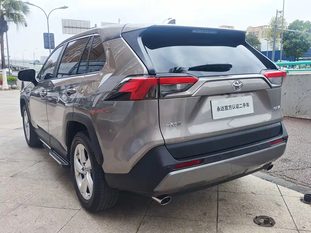 TOYOTA RAV4 RONGFANG