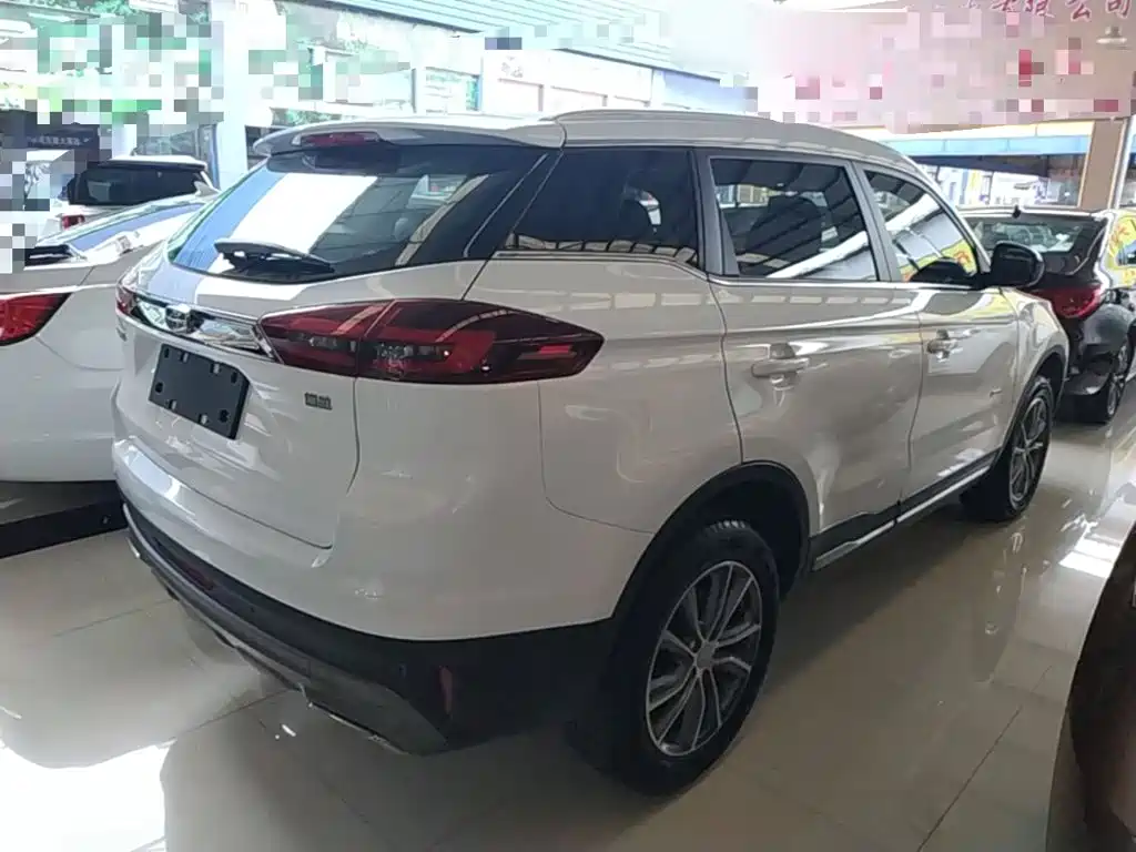 Geely Boyue — миниатюра 7
