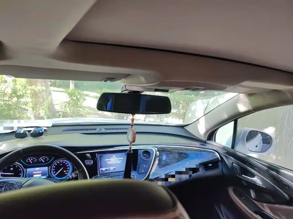 Buick Envision Plus — миниатюра 19