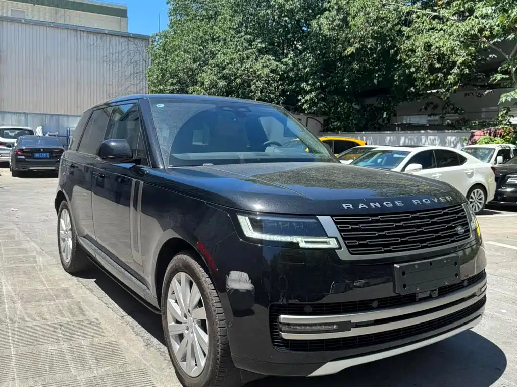Land Rover Range Rover 2025 3.0 L6 360PS