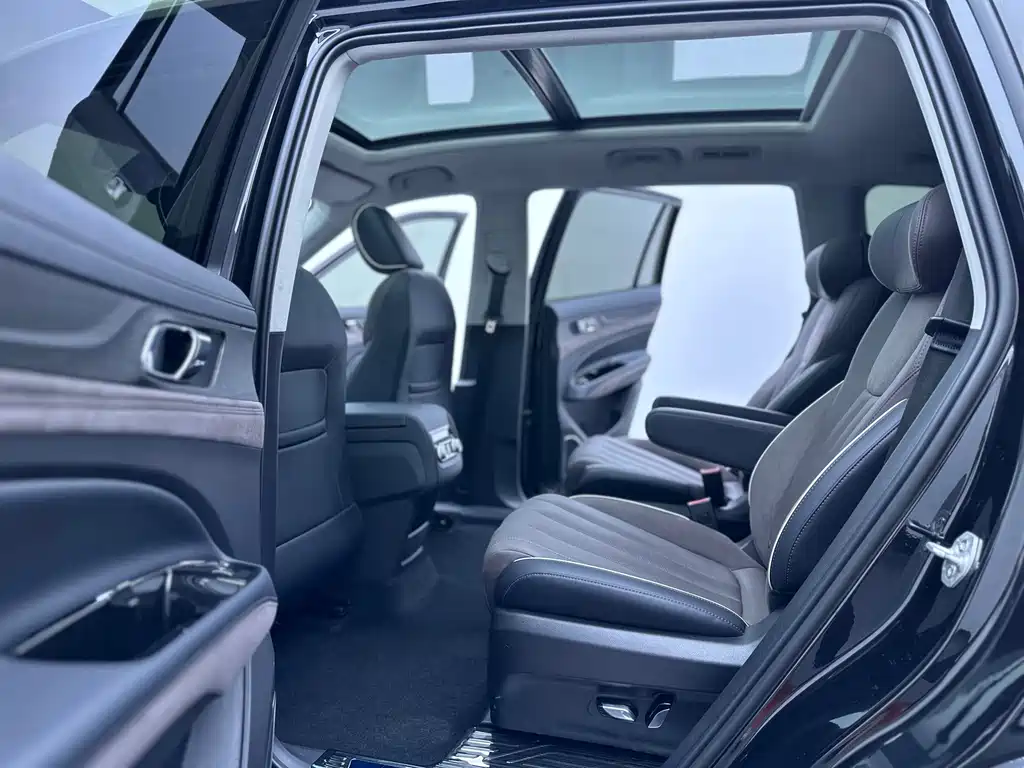 Ford Equator — миниатюра 24