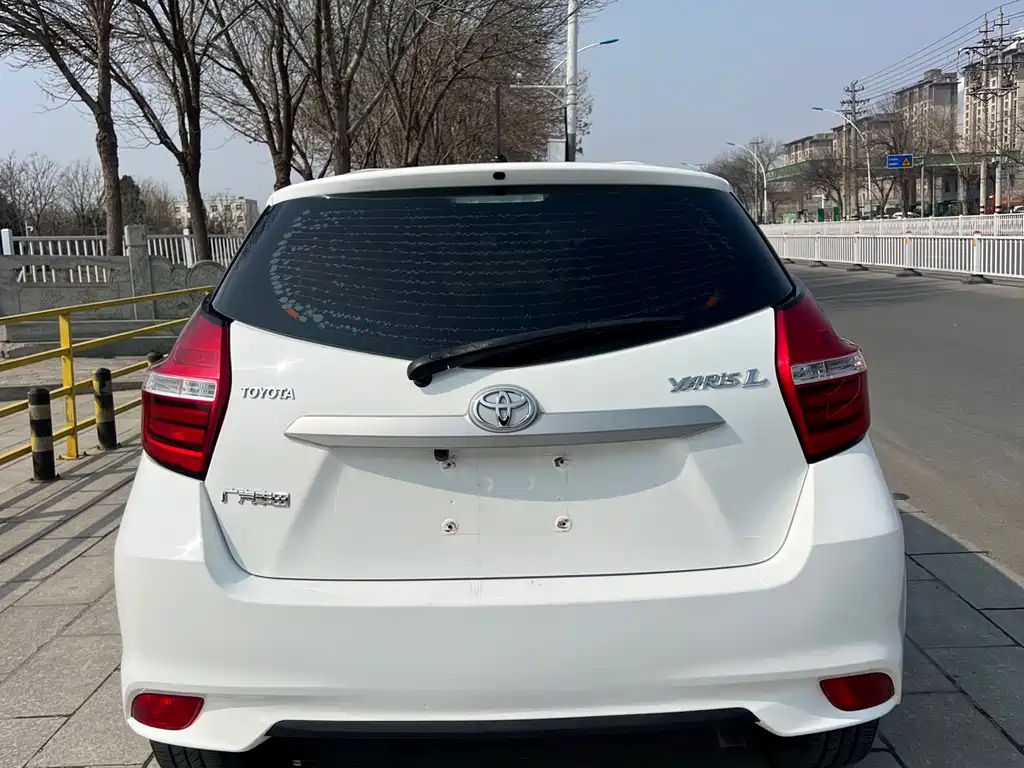 TOYOTA YARIS L ZHIXUAN