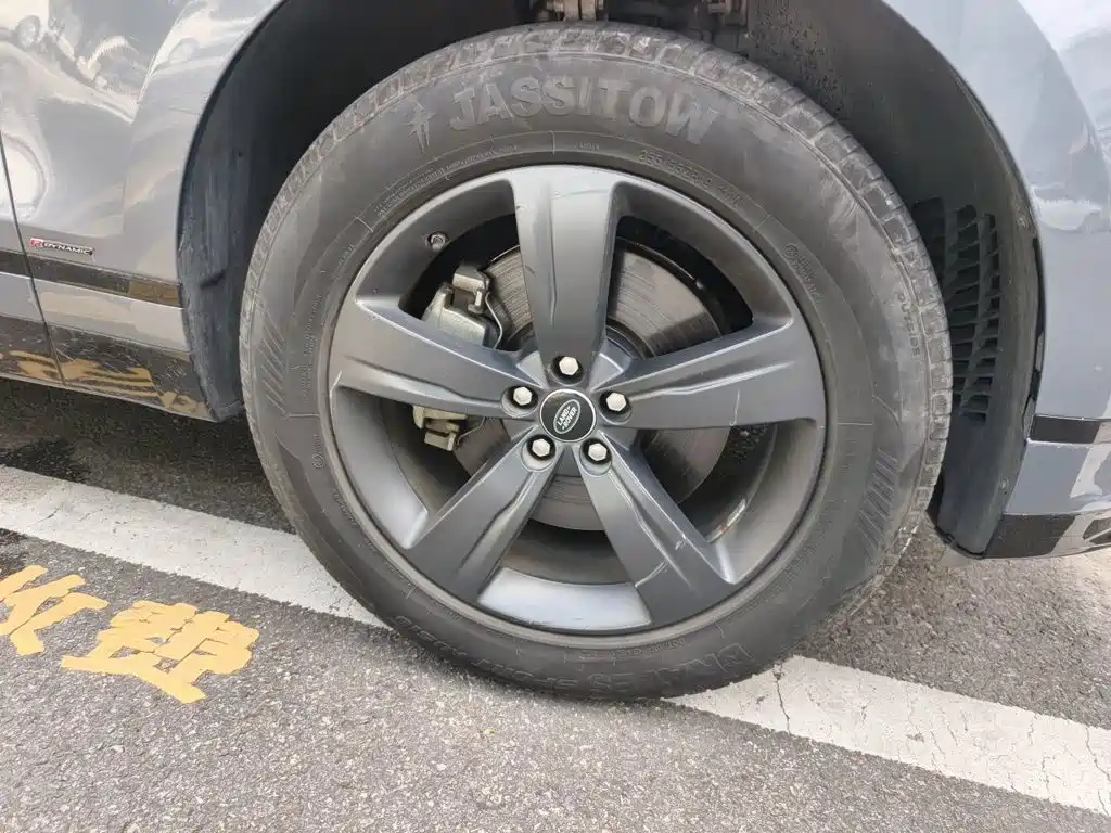 Land Rover Velar — миниатюра 8