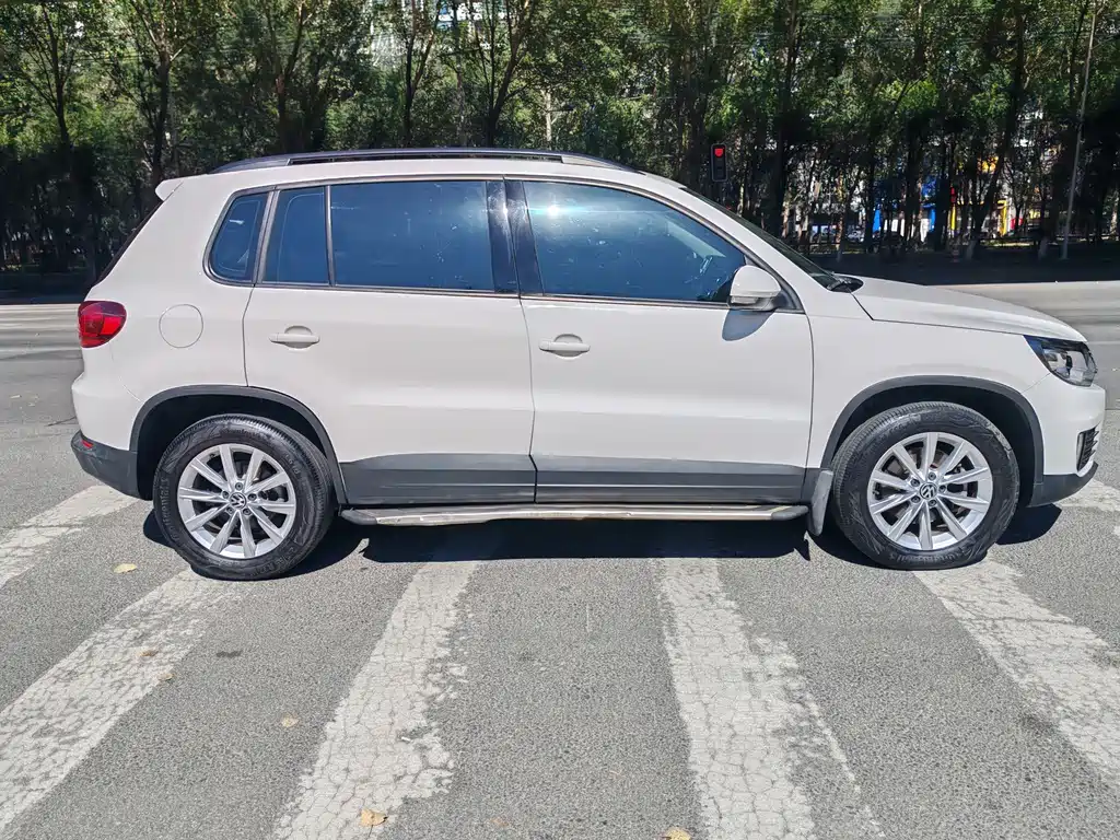 Volkswagen Tiguan — миниатюра 7