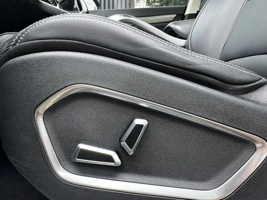Geely Boyue 2020 1.8TD DCT PRO