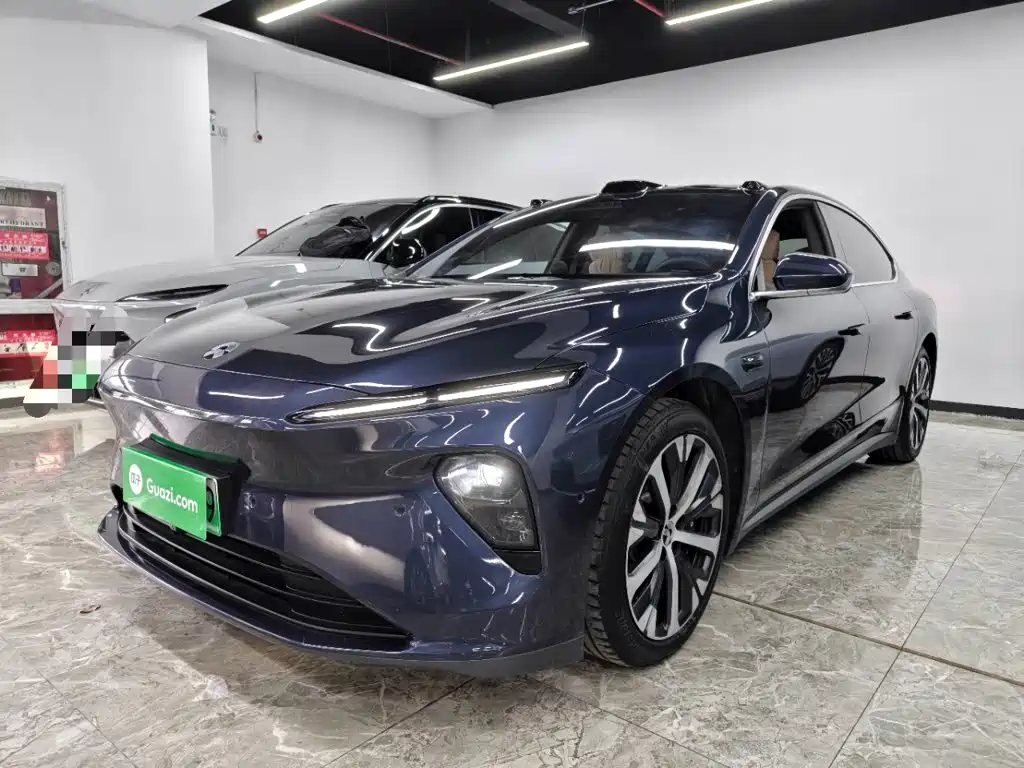 NIO ET7