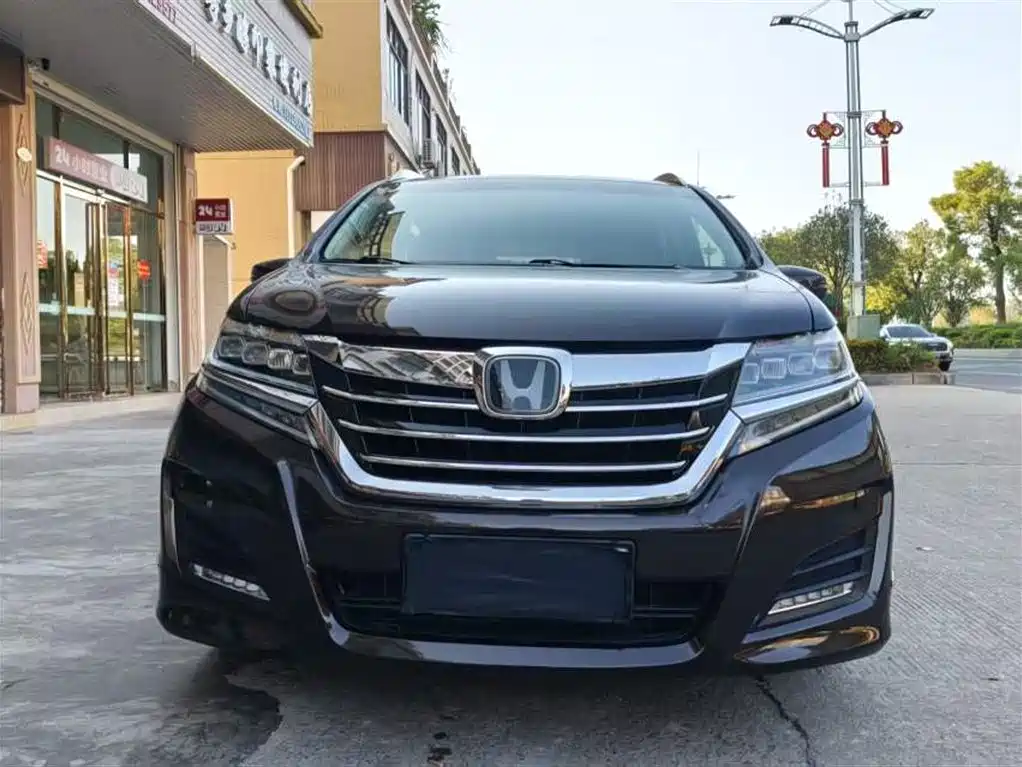 Honda Elysion — миниатюра 2