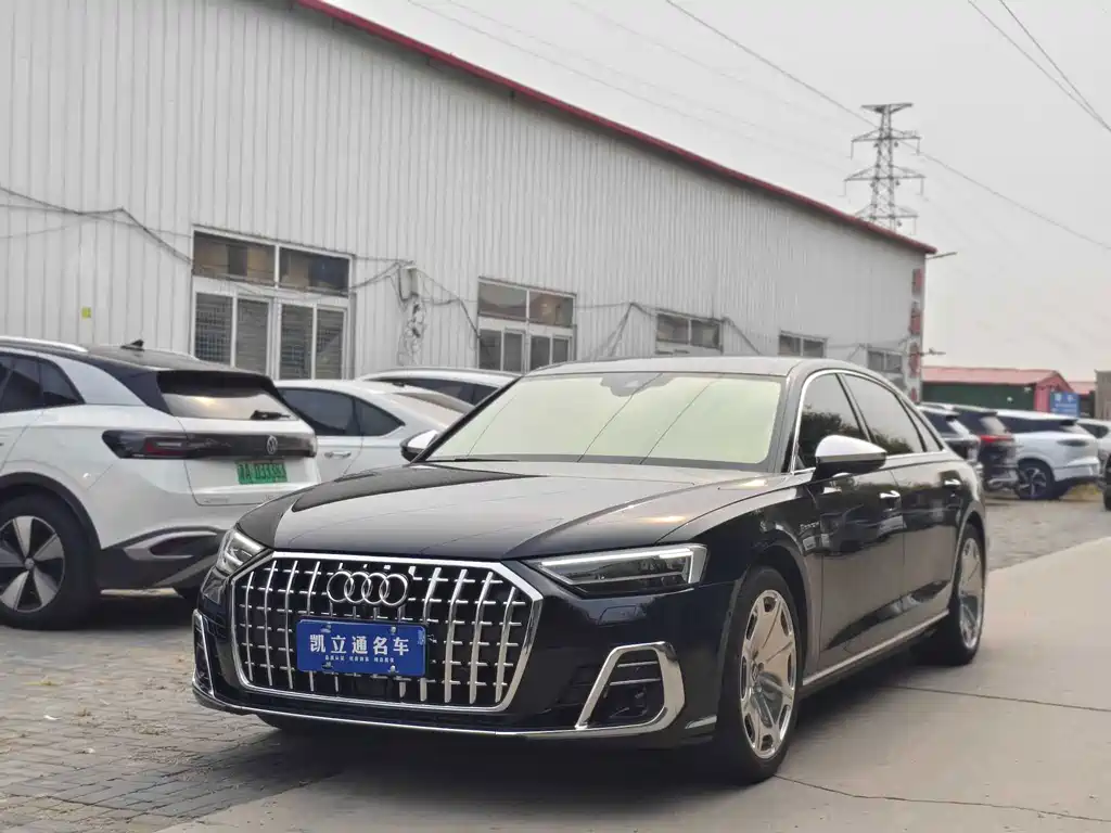Audi A8