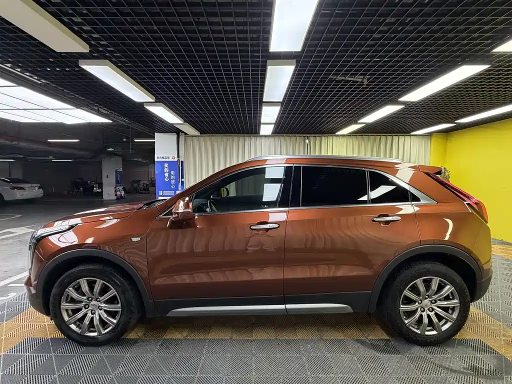 Cadillac XT4 — миниатюра 9