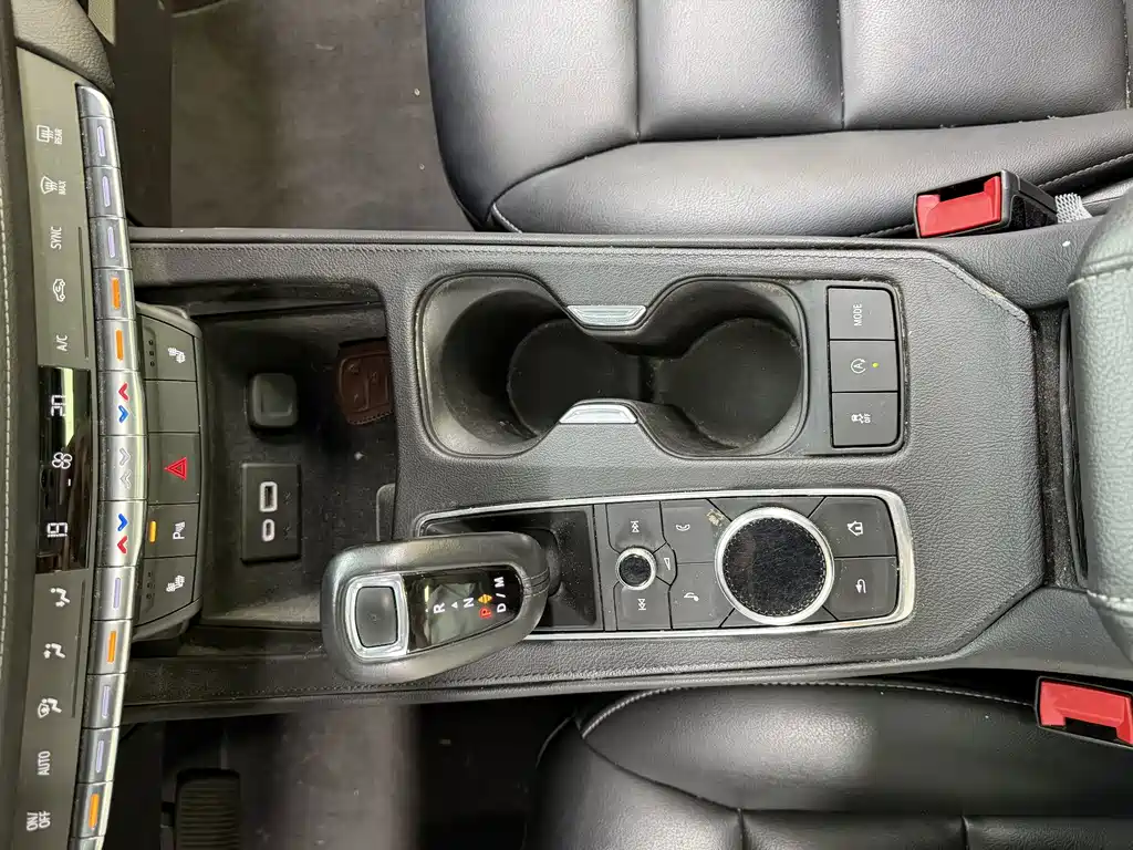 Cadillac XT4 — миниатюра 22