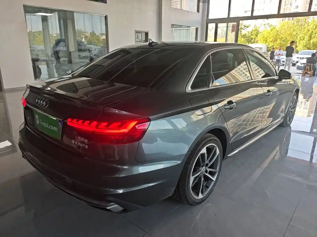 Audi A4L — миниатюра 7